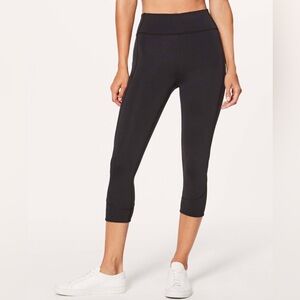 Lululemon In Movement Crop *Everlux 19" - black - size 2